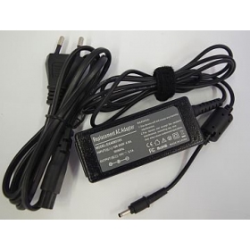SAMSUNG 40W: 19V, 2.1A Laptop Ladegerät Netzteil